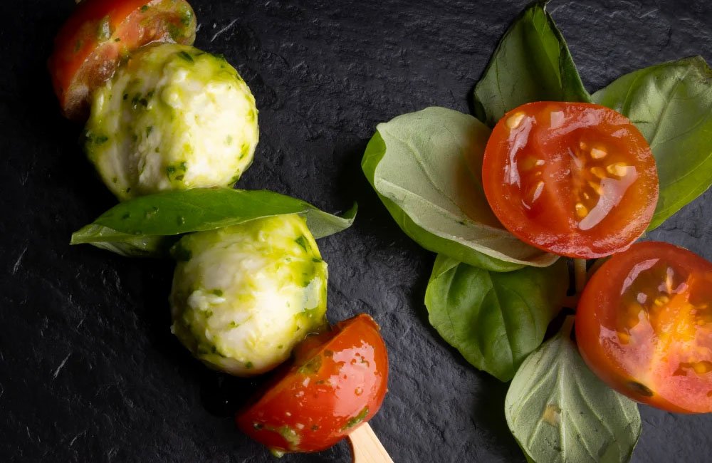 Tomate Babymozzarella Spieße